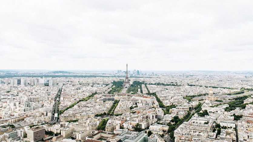 Contact us for an unforgettable experience of Paris from the top of the Eiffel Tower.
